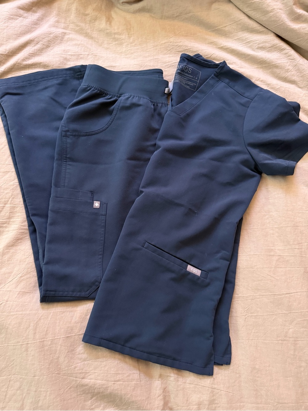 FIGS Navy Blue Scrub Top and Pants Set